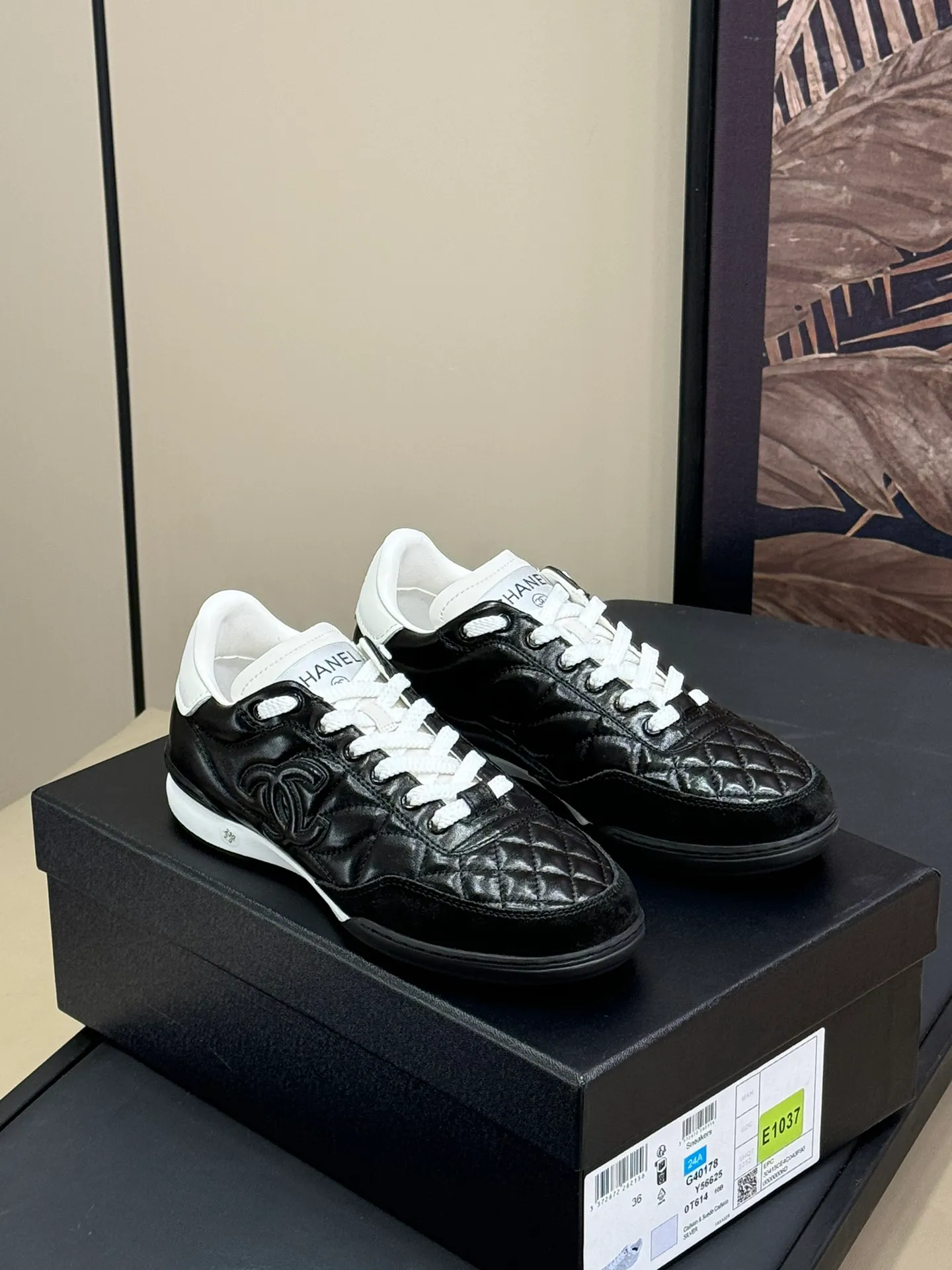 👟👟Ex-factory price 520👟👟chanel 24b sneakers new product 24 autumn and winter sneakers, the third generation of sneakers made of lambskin material, classic rhombus elements, extremely easy to wear, full of fashionability💯high-quality goods size 35-41